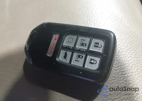 2018 Honda Odyssey Touring from USA, damaged, VIN 5FNRL6H84JB027099